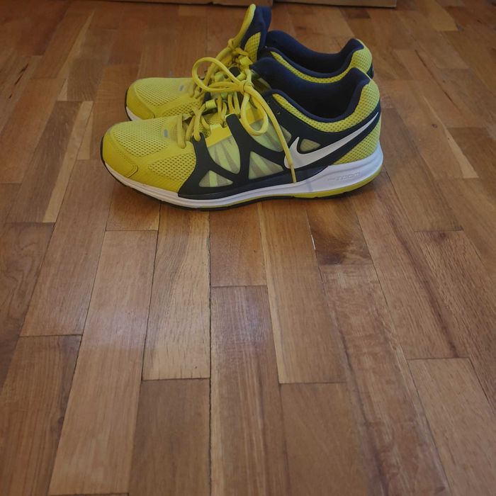 De vânzare Adidași Noi NIKE