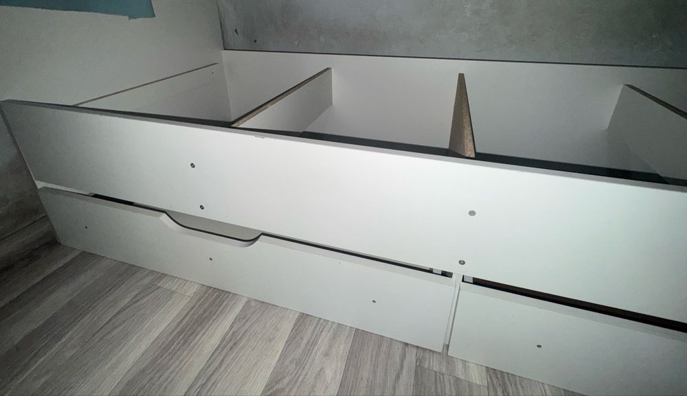 Кровать односпальная