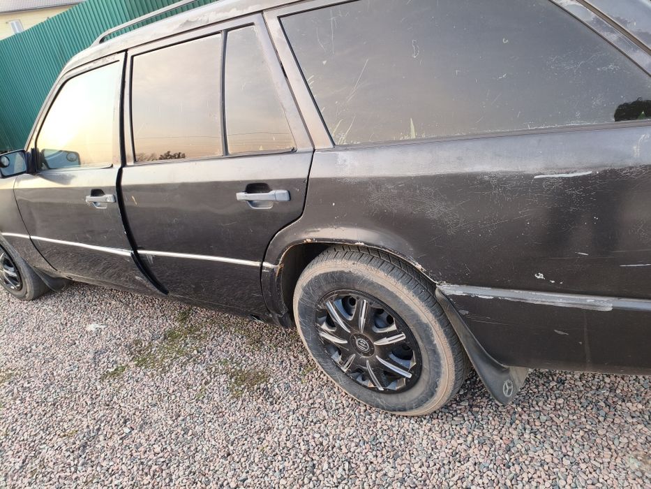 Мерс 124 универсал