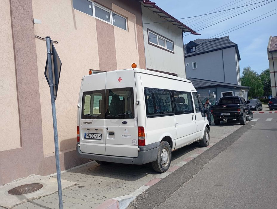 Vând Ford Transit! Motor defect!