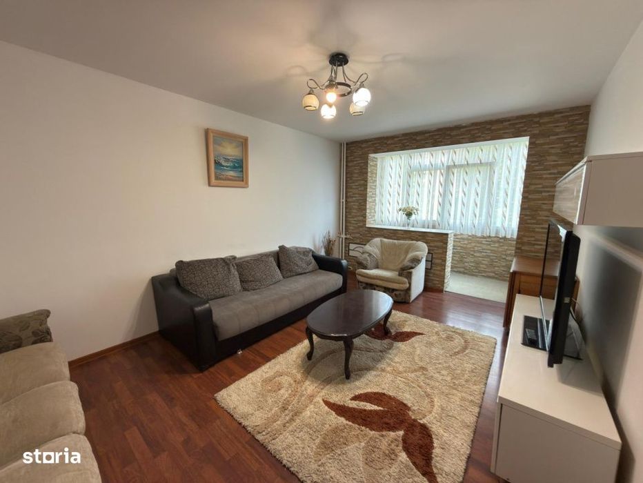 Apartament cu 3 camere, 62 mp, zona Republicii