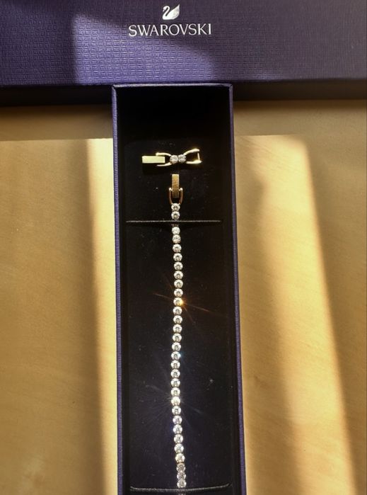 Brățară Swarovski Tennis Deluxe – cod 5511544, M – impecabilă