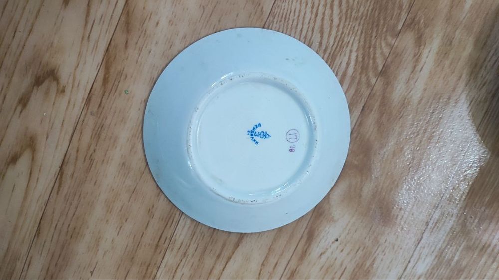 Блюдца красивые советские