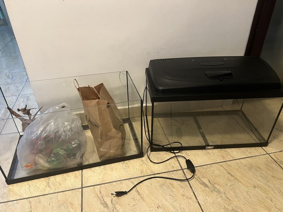2 acvarii 60 litri Juwel + Aquael  + accesorii
