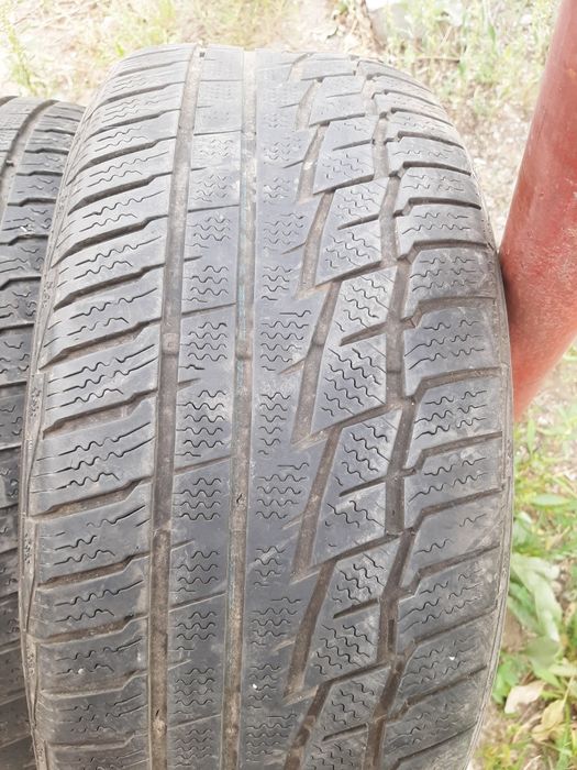 Продам шины 225/50/17