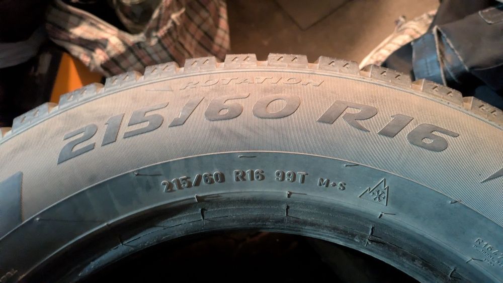 Зимняя резина Pirelli Ice Zero 215/60/16