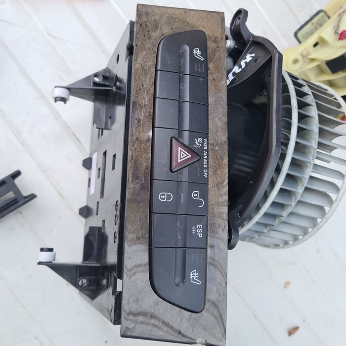 Contact,aeroterma Mercedes E class w211 f