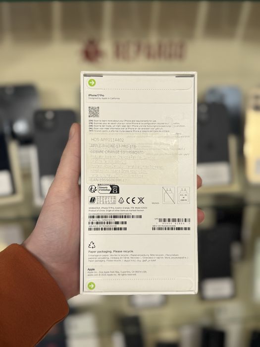iPhone 17 pro SIGILAT - 1tb - cosmic orange