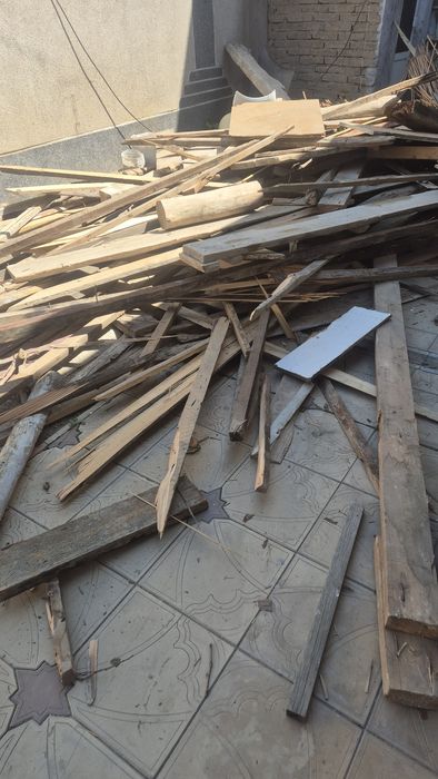 Тахта Сиросни сотилади