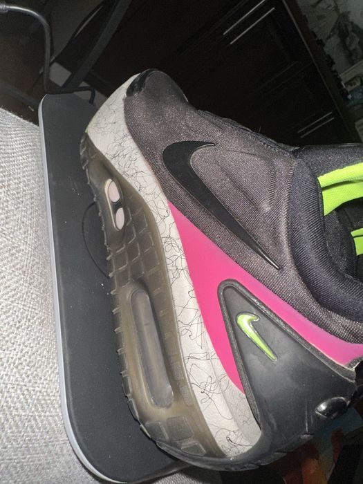 Vand Nike  Auto Adapt Max