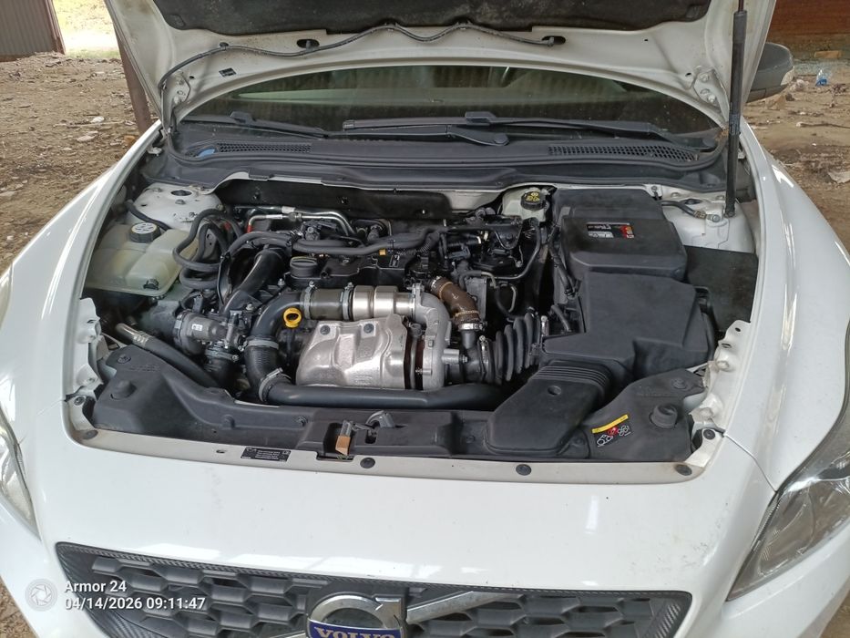 Volvo C30 на части