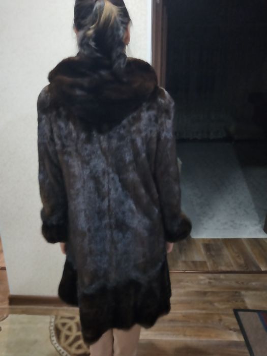 Продам шубку норковую