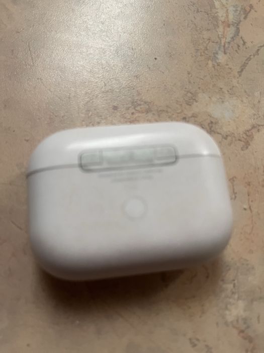 Нацшники Airpods Pro