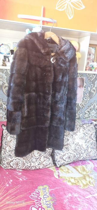 Продам норковую шубу