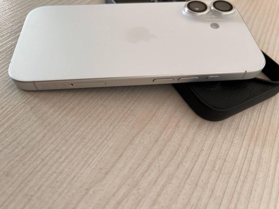 Айфон 16 99% АКБ