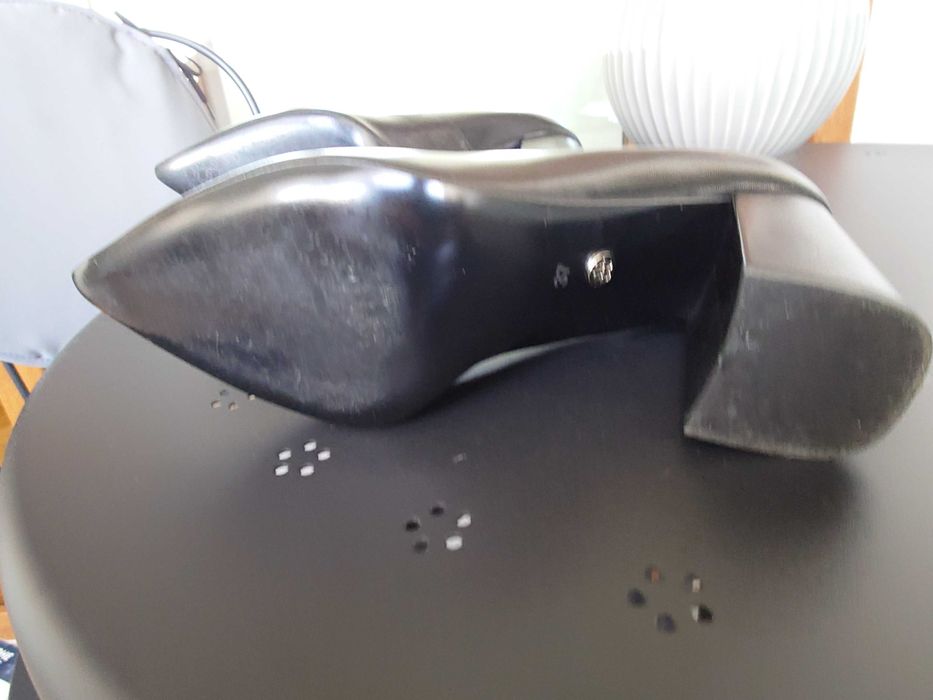Pantofi din piele si cu toc,de dama
