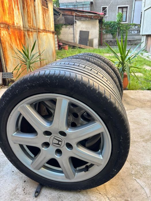 De vânzare jante cu cauciucuri pentru Honda Civic
