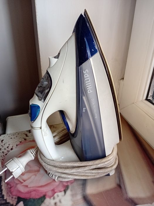 Продам утюг Philips