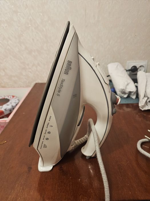 Утюг Braun TexStyle 5, 2000 Вт