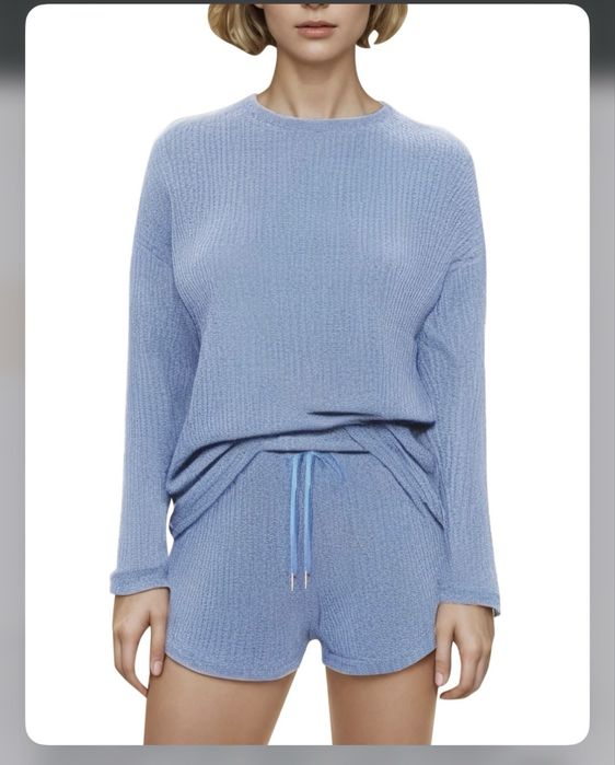 Дамски комплект.