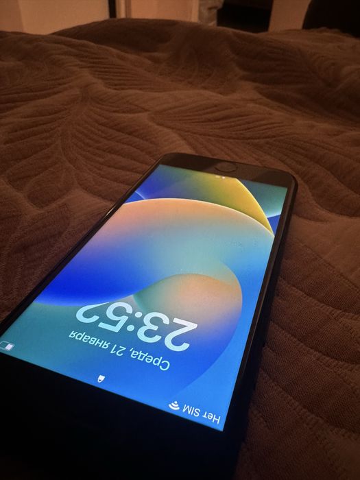 Продам iphone se 2022