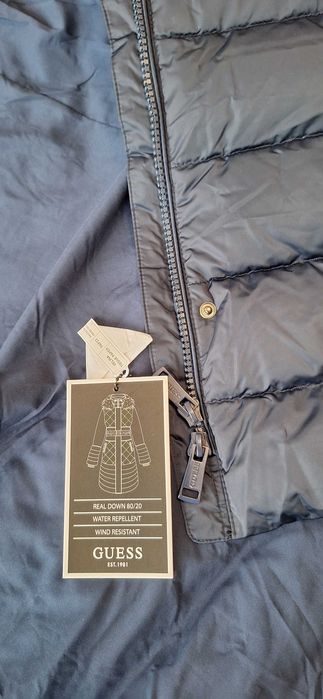 Яке - GUESS Ново