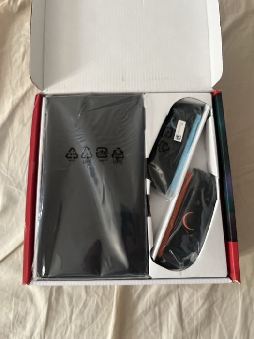 [Като Нова]Nintendo Switch 2 + Animal crossing Switch 2 Edition + Аксесоари
