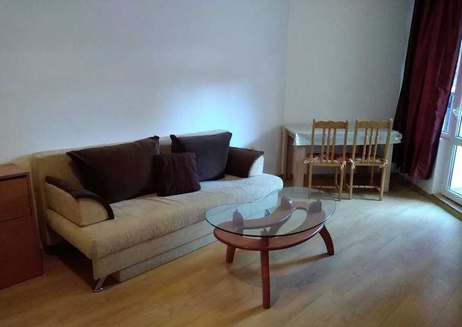 Дава се под наем Двустаен апартамент в Бургас, Славейков - 70 кв.м за 175 € - Снимка #3