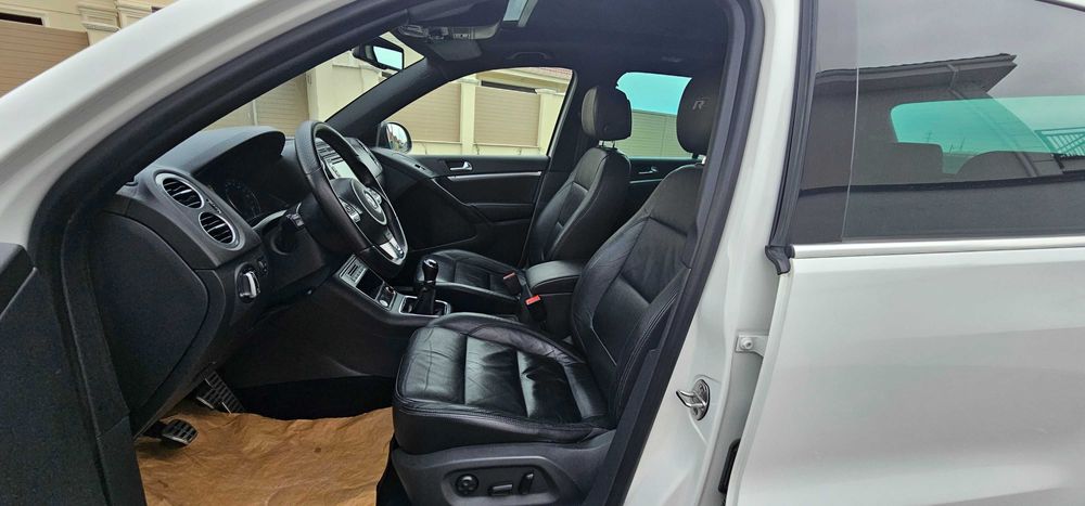 WV Tiguan 2.0 TDI R-Line Led Xenon An Fab.2013