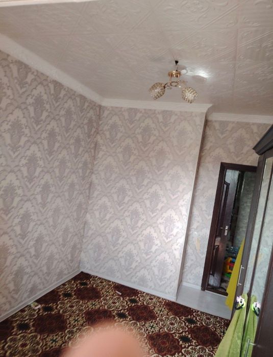 Продается квартира Юнусабад 6кв 2/4/4