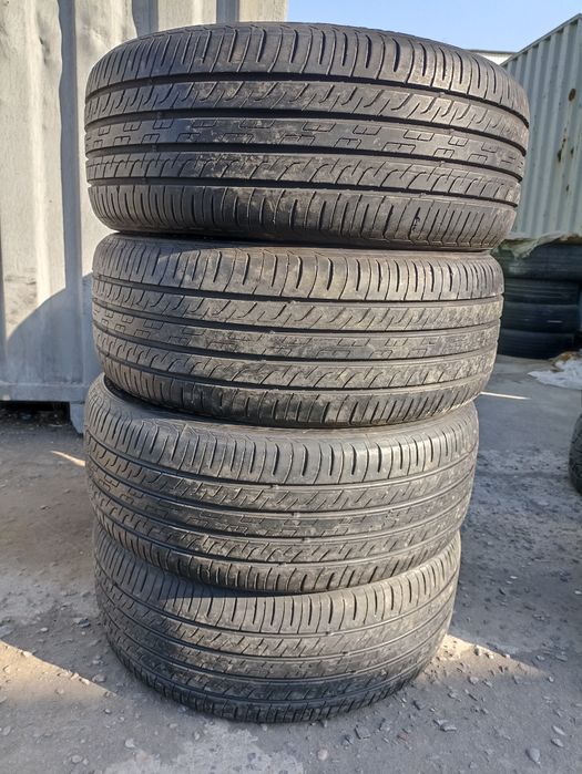 235/50/19 Giti летний комплект