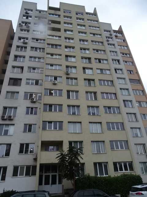 Едностаен, обзаведен, Дружба 1