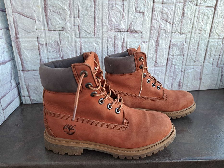 дамски зимни обувки,боти,кубинки,ном39,Timberland