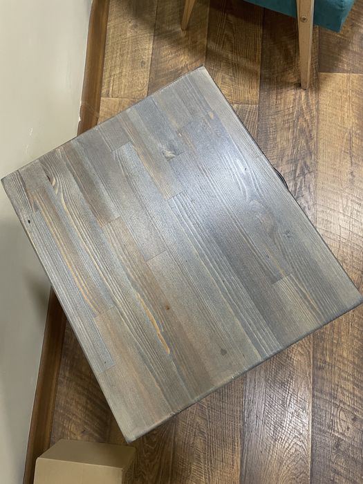 Тумбочка деревянная