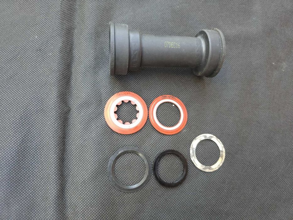 SRAM x1 Carbon crankset