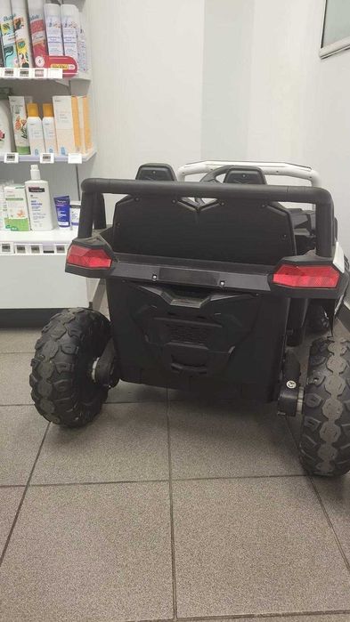 De vanzare masinuta pentru copii