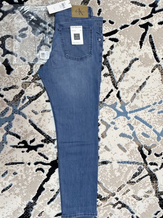 Джинсы Calvin Klein slim fit. Р-34/32.