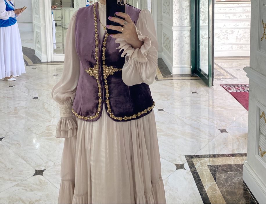 Платье и кажекей