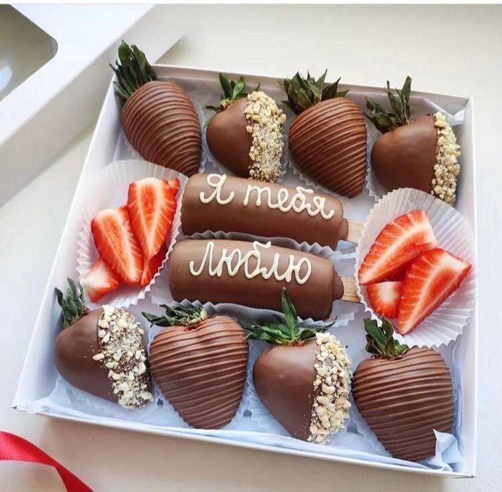 Клубника в шоколаде, оригинальный подарок