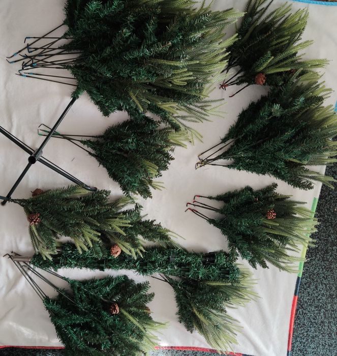 Ёлка искусственная