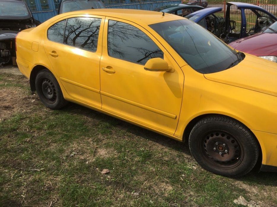 Dezmembrez Octavia 2 1.9 / 1.6  TDI 2005-2012