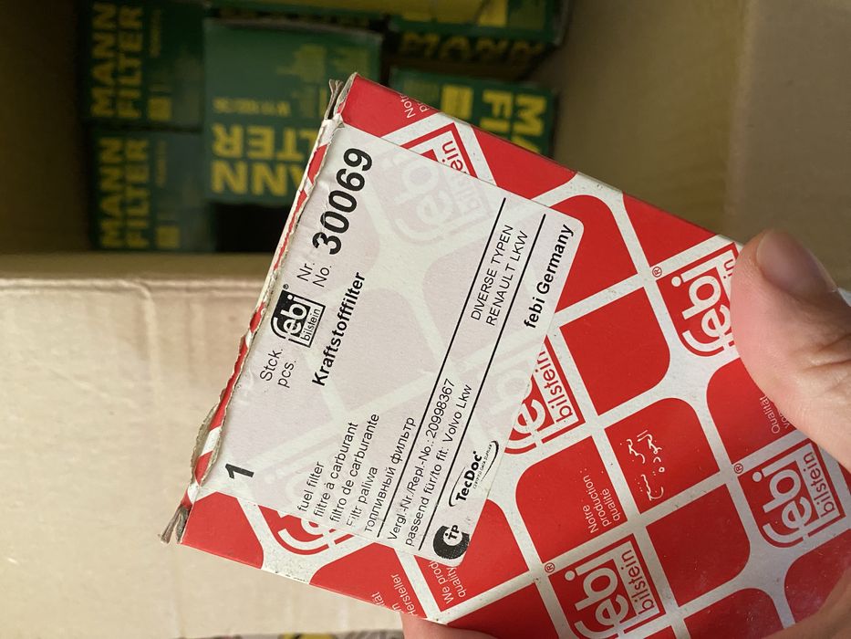 Филтри за камиони на половин цена.