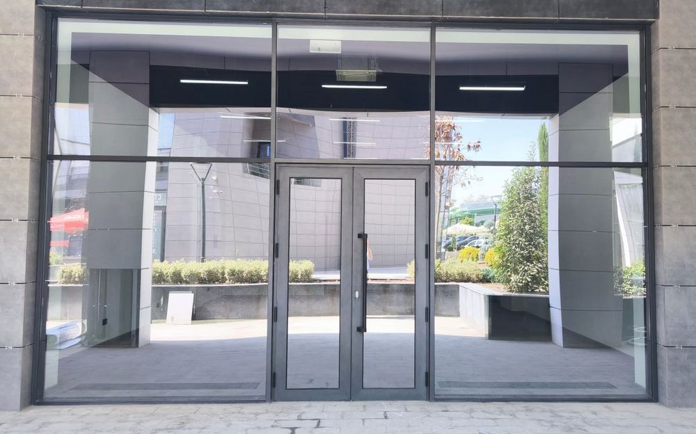 Аренда помещения 93 м2 в новом БЦ на Махтумкули (ТЛ)