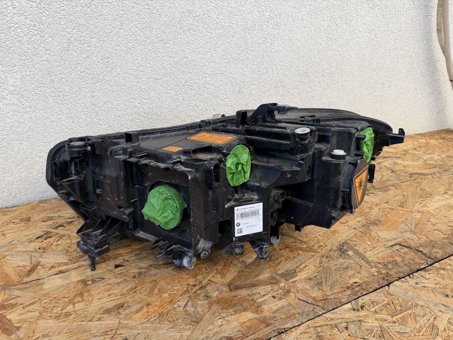 Far dreapta BMW X5 X6 G05 G06 Full LED LASER Shadow Line Black Origine