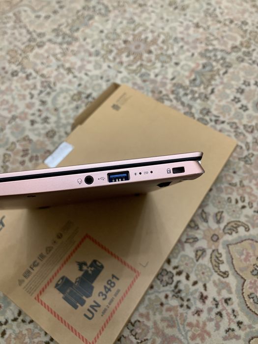 Ноутбук aser.