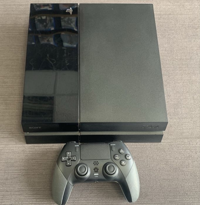 PS4, Playstation 4  500 GB - 135.00€