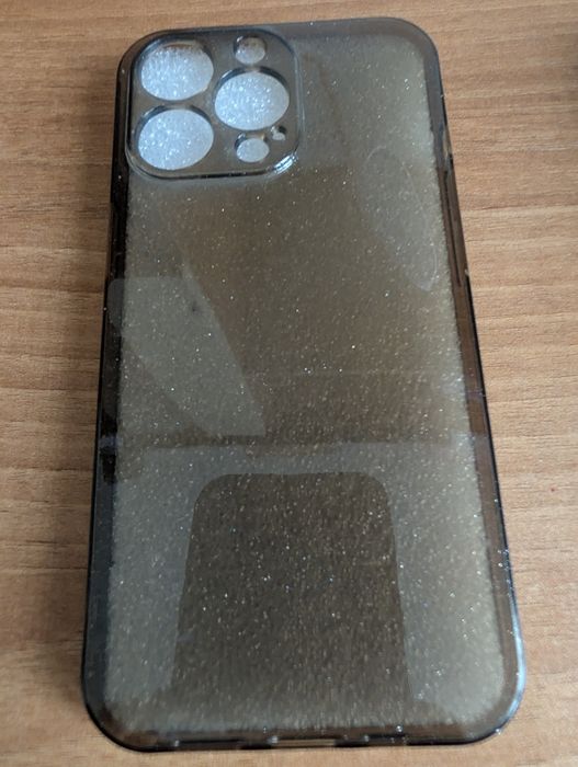 Продавам калъфи за телефони