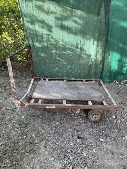 Тележка, металлолом, дрова сотамиз