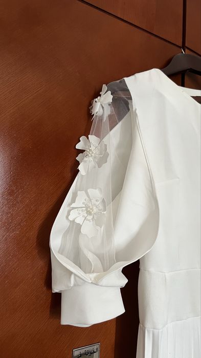 Rochie lunga alba plisata