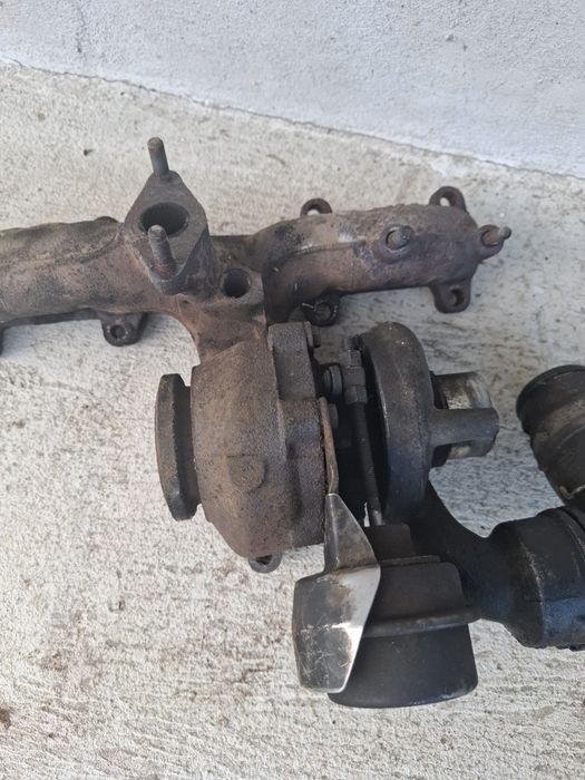 Vând turbină  defectă vw   t5   1.9